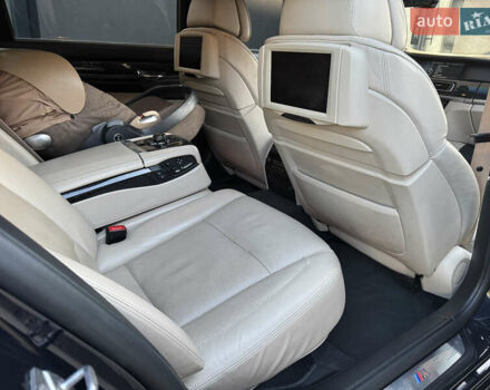 Черный БМВ 7 Серия, объемом двигателя 4.39 л и пробегом 275 тыс. км за 12800 $, фото 29 на Automoto.ua