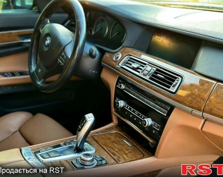 Черный БМВ 7 Серия, объемом двигателя 4.4 л и пробегом 200 тыс. км за 9999 $, фото 3 на Automoto.ua