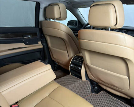 Черный БМВ 7 Серия, объемом двигателя 3 л и пробегом 200 тыс. км за 11200 $, фото 38 на Automoto.ua