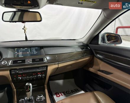 Черный БМВ 7 Серия, объемом двигателя 3 л и пробегом 200 тыс. км за 11200 $, фото 20 на Automoto.ua