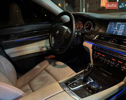 Черный БМВ 7 Серия, объемом двигателя 3 л и пробегом 299 тыс. км за 12600 $, фото 20 на Automoto.ua