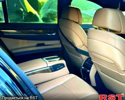 Черный БМВ 7 Серия, объемом двигателя 4.4 л и пробегом 202 тыс. км за 10500 $, фото 3 на Automoto.ua