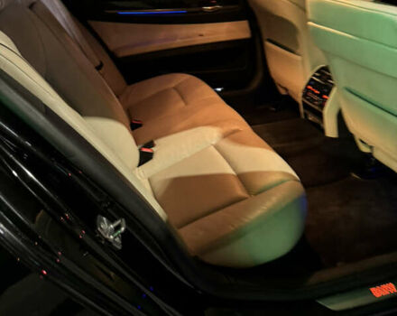 Черный БМВ 7 Серия, объемом двигателя 3 л и пробегом 299 тыс. км за 12600 $, фото 17 на Automoto.ua