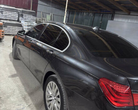 Черный БМВ 7 Серия, объемом двигателя 2.99 л и пробегом 230 тыс. км за 19000 $, фото 5 на Automoto.ua