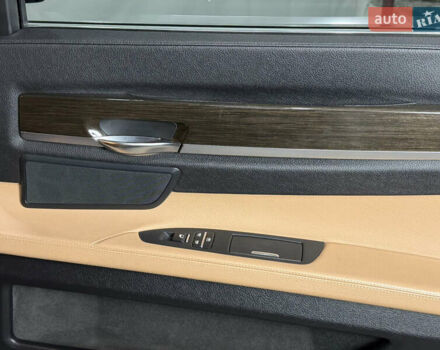 Черный БМВ 7 Серия, объемом двигателя 3 л и пробегом 200 тыс. км за 11200 $, фото 40 на Automoto.ua