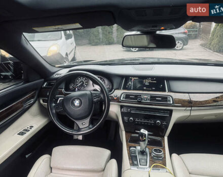 Черный БМВ 7 Серия, объемом двигателя 2.98 л и пробегом 285 тыс. км за 12500 $, фото 33 на Automoto.ua