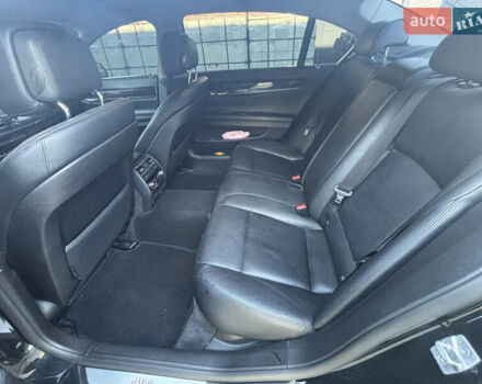 Черный БМВ 7 Серия, объемом двигателя 2.98 л и пробегом 222 тыс. км за 11000 $, фото 12 на Automoto.ua