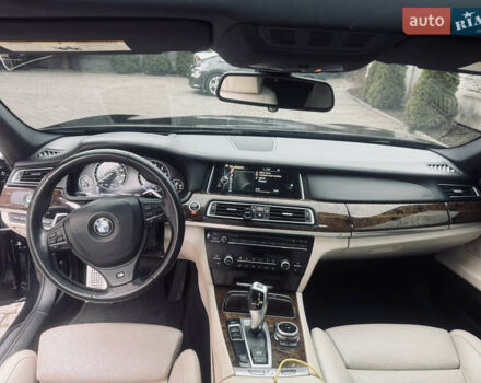 Черный БМВ 7 Серия, объемом двигателя 2.98 л и пробегом 285 тыс. км за 12500 $, фото 31 на Automoto.ua