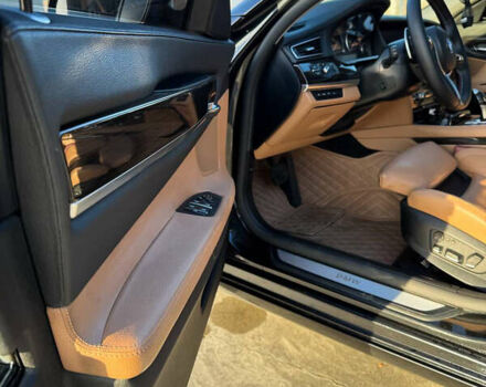 Черный БМВ 7 Серия, объемом двигателя 2.99 л и пробегом 302 тыс. км за 20000 $, фото 11 на Automoto.ua