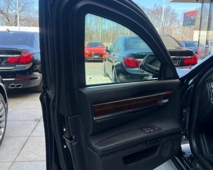 Черный БМВ 7 Серия, объемом двигателя 0 л и пробегом 21 тыс. км за 140473 $, фото 4 на Automoto.ua