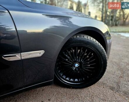 Чорний БМВ 7 Серія, об'ємом двигуна 2.98 л та пробігом 157 тис. км за 20000 $, фото 12 на Automoto.ua