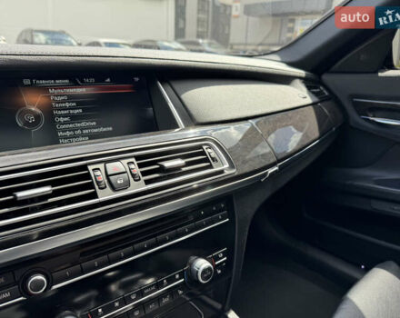 Черный БМВ 7 Серия, объемом двигателя 2.98 л и пробегом 281 тыс. км за 17777 $, фото 22 на Automoto.ua