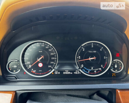 Черный БМВ 7 Серия, объемом двигателя 2.99 л и пробегом 225 тыс. км за 20000 $, фото 3 на Automoto.ua