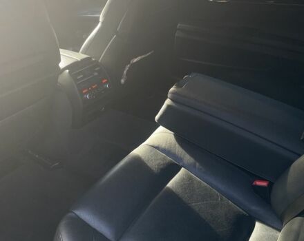 Чорний БМВ 7 Серія, об'ємом двигуна 3 л та пробігом 130 тис. км за 18500 $, фото 6 на Automoto.ua