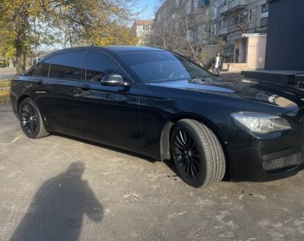 Чорний БМВ 7 Серія, об'ємом двигуна 3 л та пробігом 130 тис. км за 18500 $, фото 1 на Automoto.ua