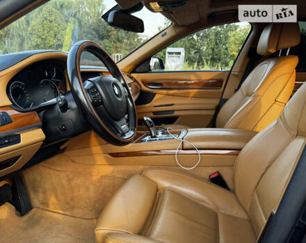 Черный БМВ 7 Серия, объемом двигателя 2.99 л и пробегом 225 тыс. км за 20000 $, фото 13 на Automoto.ua