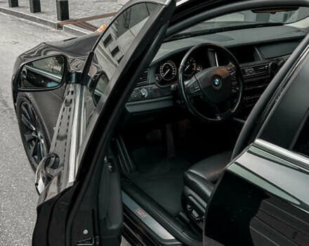 Черный БМВ 7 Серия, объемом двигателя 2.99 л и пробегом 217 тыс. км за 23500 $, фото 7 на Automoto.ua