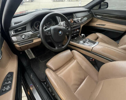 Черный БМВ 7 Серия, объемом двигателя 3 л и пробегом 240 тыс. км за 13500 $, фото 15 на Automoto.ua