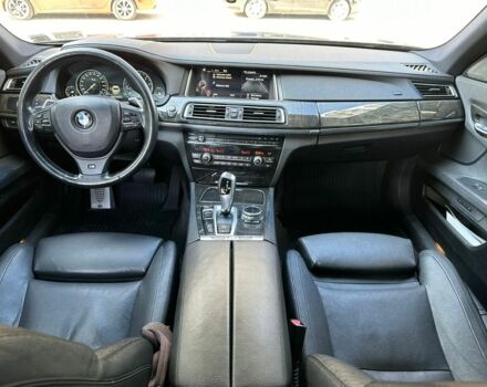 Черный БМВ 7 Серия, объемом двигателя 3 л и пробегом 250 тыс. км за 14000 $, фото 21 на Automoto.ua