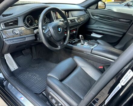 Черный БМВ 7 Серия, объемом двигателя 3 л и пробегом 250 тыс. км за 14000 $, фото 17 на Automoto.ua