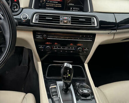 Черный БМВ 7 Серия, объемом двигателя 2.99 л и пробегом 275 тыс. км за 23500 $, фото 14 на Automoto.ua