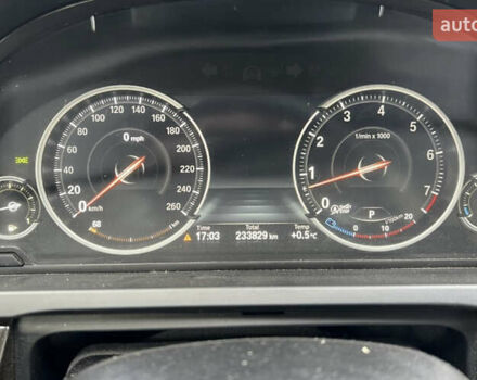 Черный БМВ 7 Серия, объемом двигателя 3 л и пробегом 240 тыс. км за 13500 $, фото 13 на Automoto.ua
