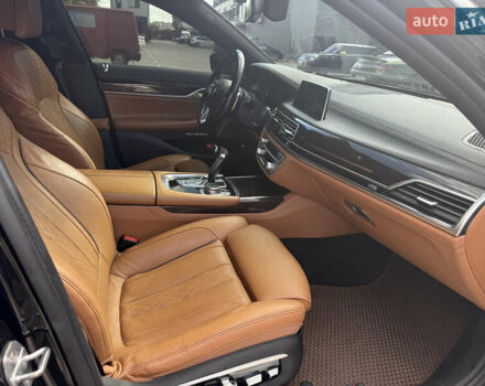 Черный БМВ 7 Серия, объемом двигателя 4.39 л и пробегом 190 тыс. км за 23900 $, фото 7 на Automoto.ua