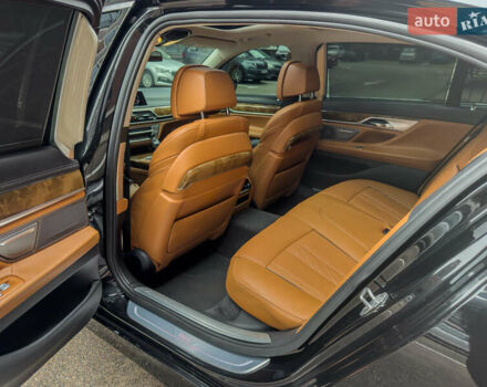 Черный БМВ 7 Серия, объемом двигателя 4.4 л и пробегом 185 тыс. км за 24700 $, фото 48 на Automoto.ua