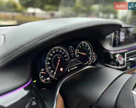 Черный БМВ 7 Серия, объемом двигателя 3 л и пробегом 185 тыс. км за 26999 $, фото 13 на Automoto.ua