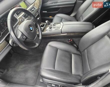 Черный БМВ 7 Серия, объемом двигателя 2.98 л и пробегом 130 тыс. км за 20900 $, фото 37 на Automoto.ua