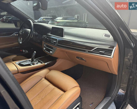 Черный БМВ 7 Серия, объемом двигателя 4.39 л и пробегом 190 тыс. км за 23900 $, фото 9 на Automoto.ua