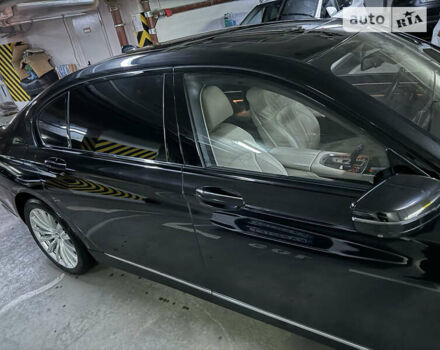 Черный БМВ 7 Серия, объемом двигателя 4.39 л и пробегом 73 тыс. км за 43000 $, фото 3 на Automoto.ua