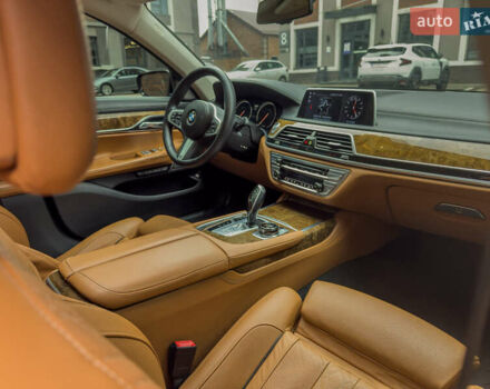 Черный БМВ 7 Серия, объемом двигателя 4.4 л и пробегом 185 тыс. км за 24700 $, фото 38 на Automoto.ua