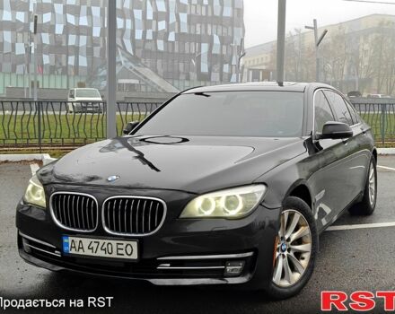 Черный БМВ 7 Серия, объемом двигателя 3 л и пробегом 200 тыс. км за 15500 $, фото 1 на Automoto.ua