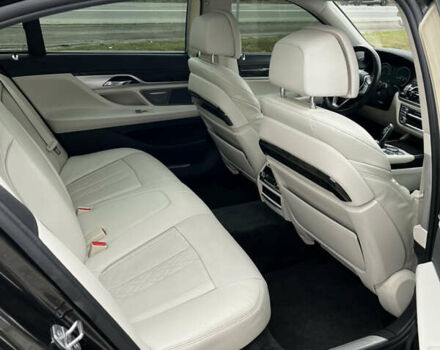 Чорний БМВ 7 Серія, об'ємом двигуна 2.98 л та пробігом 270 тис. км за 28000 $, фото 6 на Automoto.ua