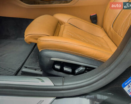 Черный БМВ 7 Серия, объемом двигателя 4.4 л и пробегом 185 тыс. км за 24700 $, фото 45 на Automoto.ua