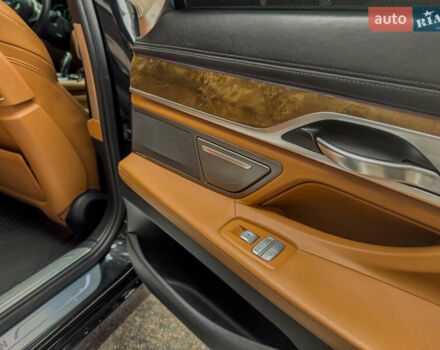 Черный БМВ 7 Серия, объемом двигателя 4.4 л и пробегом 185 тыс. км за 24700 $, фото 57 на Automoto.ua