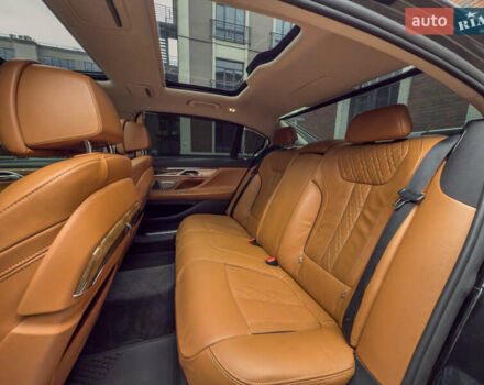 Черный БМВ 7 Серия, объемом двигателя 4.4 л и пробегом 185 тыс. км за 24700 $, фото 50 на Automoto.ua