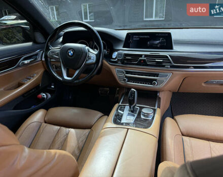 Черный БМВ 7 Серия, объемом двигателя 4.39 л и пробегом 190 тыс. км за 23900 $, фото 11 на Automoto.ua
