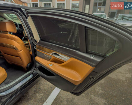 Черный БМВ 7 Серия, объемом двигателя 4.4 л и пробегом 185 тыс. км за 24700 $, фото 56 на Automoto.ua