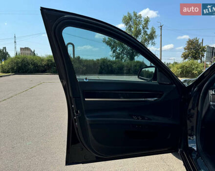 Черный БМВ 7 Серия, объемом двигателя 2.98 л и пробегом 143 тыс. км за 19000 $, фото 16 на Automoto.ua