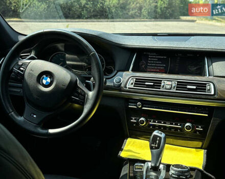 Черный БМВ 7 Серия, объемом двигателя 2.98 л и пробегом 143 тыс. км за 19000 $, фото 25 на Automoto.ua