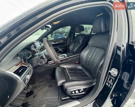 Черный БМВ 7 Серия, объемом двигателя 2.99 л и пробегом 186 тыс. км за 34500 $, фото 48 на Automoto.ua