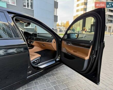 Чорний БМВ 7 Серія, об'ємом двигуна 2.01 л та пробігом 160 тис. км за 36999 $, фото 58 на Automoto.ua