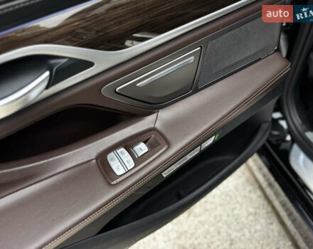 Черный БМВ 7 Серия, объемом двигателя 4.39 л и пробегом 160 тыс. км за 35000 $, фото 46 на Automoto.ua