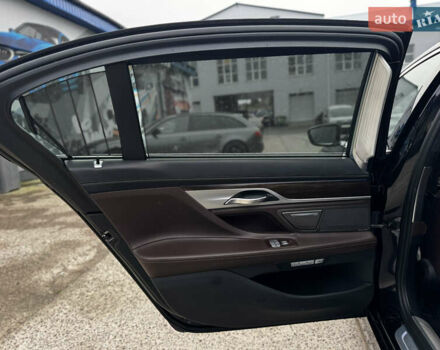 Черный БМВ 7 Серия, объемом двигателя 4.39 л и пробегом 160 тыс. км за 35000 $, фото 44 на Automoto.ua