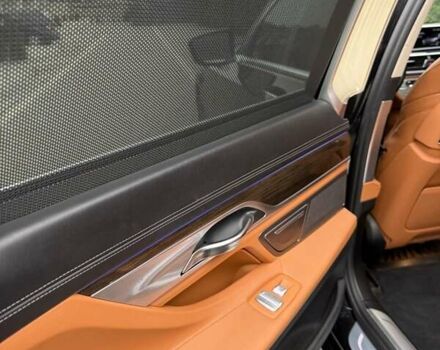 Чорний БМВ 7 Серія, об'ємом двигуна 3 л та пробігом 160 тис. км за 26990 $, фото 12 на Automoto.ua