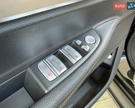 Черный БМВ 7 Серия, объемом двигателя 2.98 л и пробегом 75 тыс. км за 32500 $, фото 28 на Automoto.ua