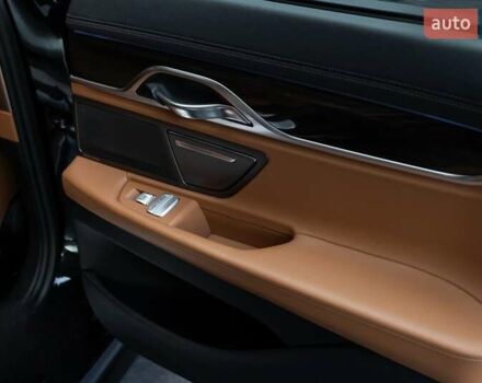 Черный БМВ 7 Серия, объемом двигателя 2 л и пробегом 110 тыс. км за 35000 $, фото 22 на Automoto.ua