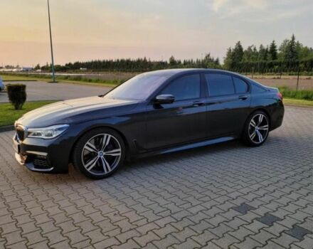 Черный БМВ 7 Серия, объемом двигателя 4.4 л и пробегом 132 тыс. км за 36900 $, фото 4 на Automoto.ua